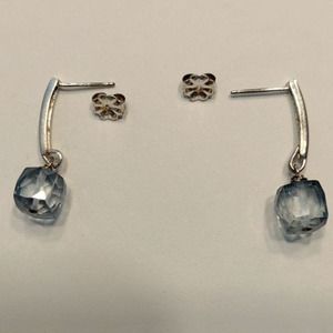 BEAUTIFUL PAIR OF STERLING SILVER AND AMETHYST PIERCED EARRINGS